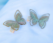 Load image into Gallery viewer, Butterfly hair pins
