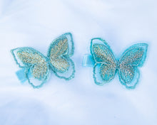 Load image into Gallery viewer, Butterfly hair pins
