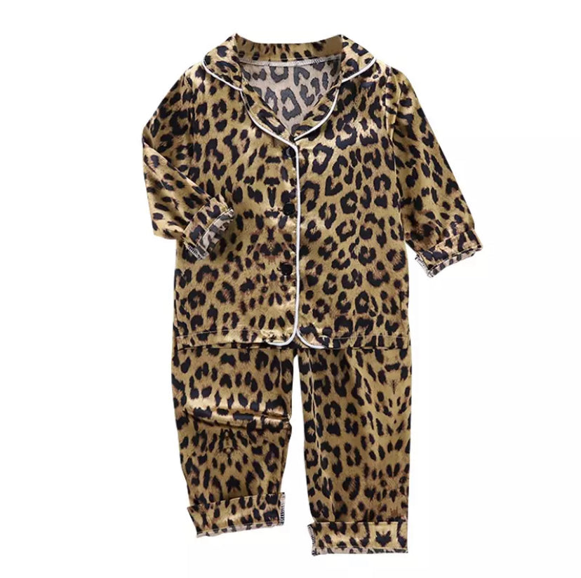 Cheetah sleep set