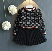 Load image into Gallery viewer, Preppy chic set- black
